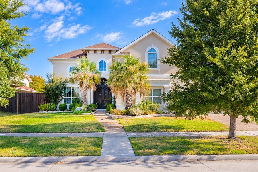 Property photo for 13930 Willow Bend Drive, Frisco, TX