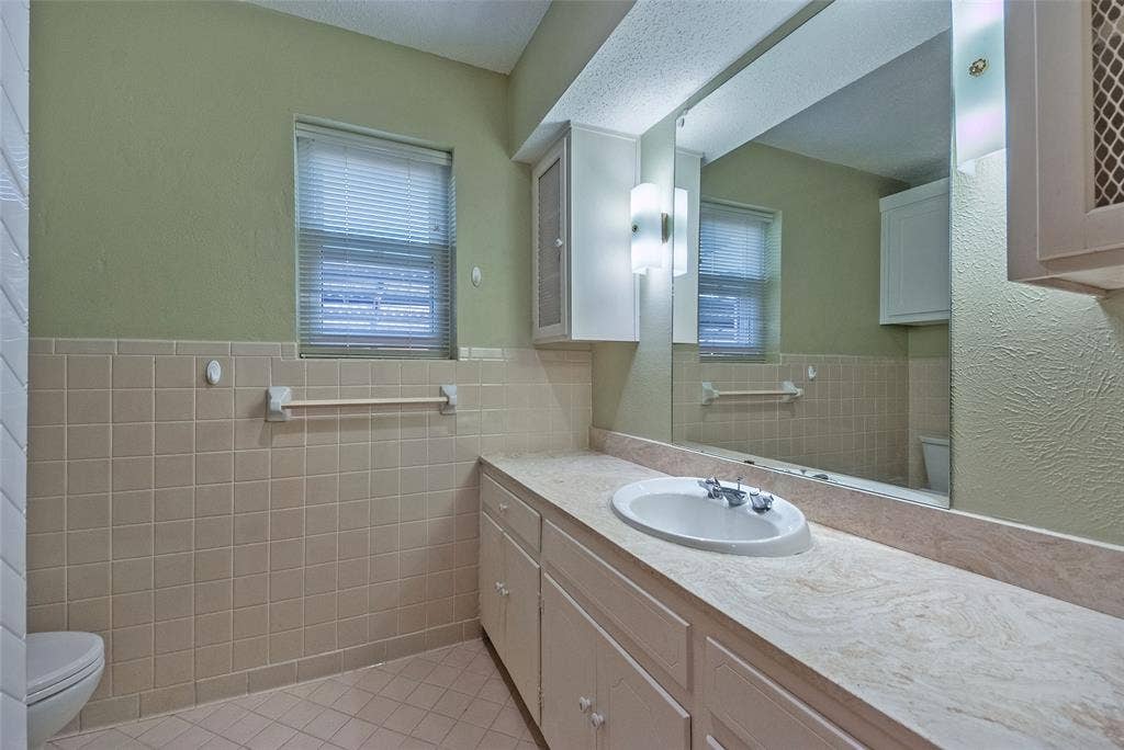 4709 Skillman Street, #B, Dallas, TX 75206 4709 Skillman Street, #B, Dallas, TX 75206