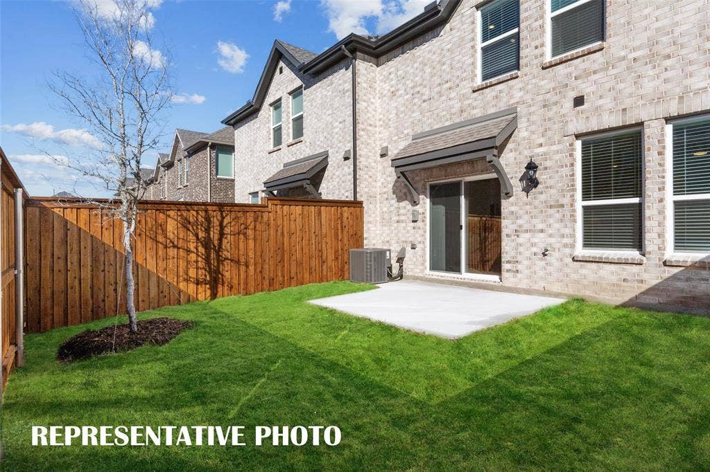 3727 Pierce Lane, Grand Prairie, TX 75052 You'll find your own fenced back yard in our Channing plan! REPRESENTATIVE PHOTO