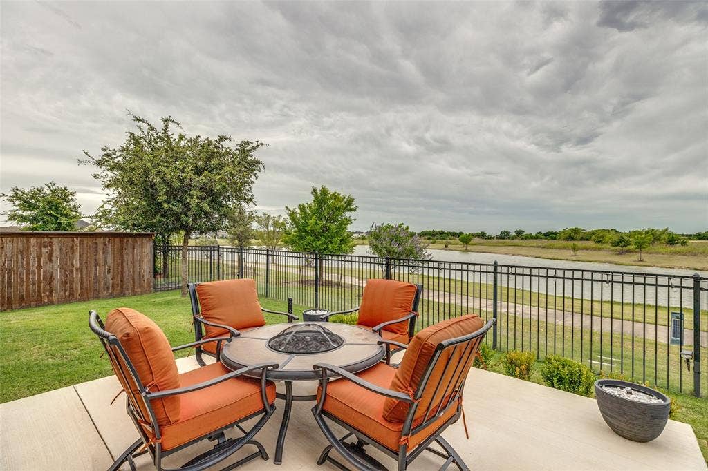 1762 Ellington Drive, Celina, TX 75009 1762 Ellington Drive, Celina, TX 75009