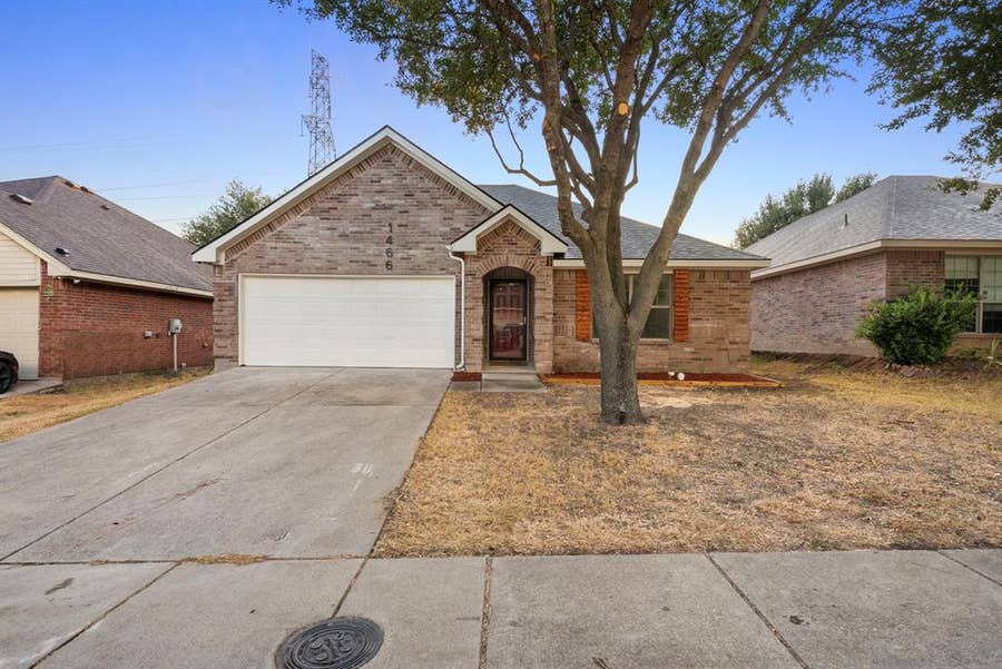 Property photo for 6641 Happy Trails Drive, Dallas, TX