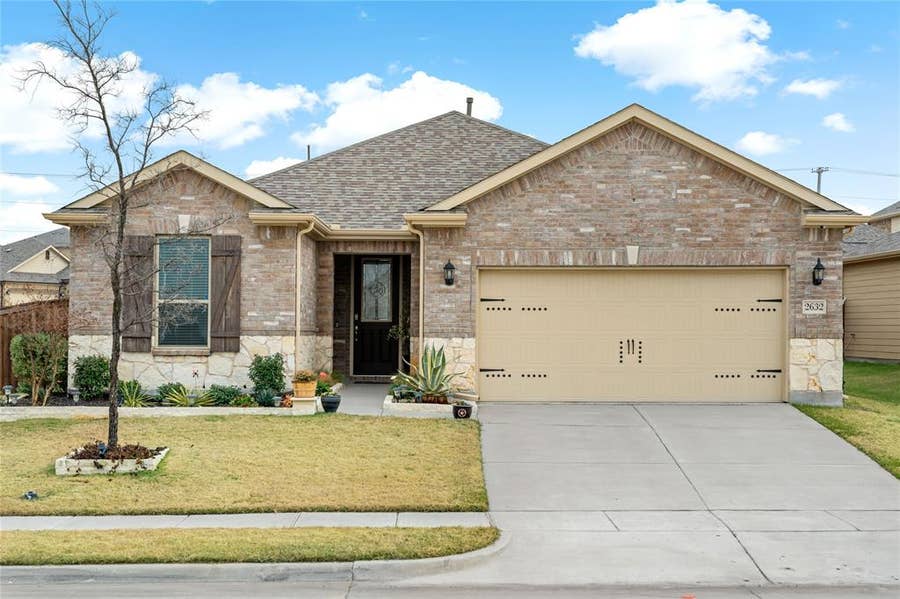 Property photo for 2632 Wesley Avenue, Aubrey, TX