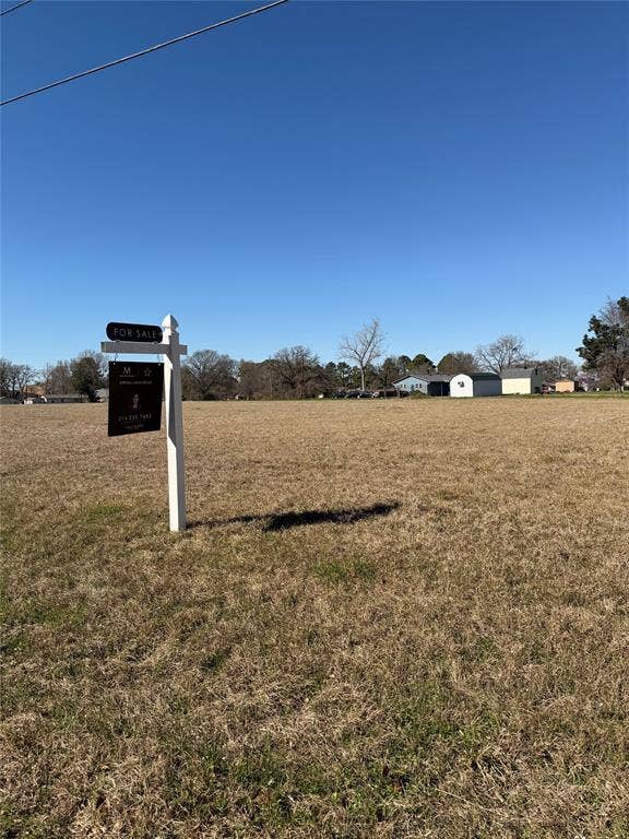 19198 Key Ranch Road, Trinidad, TX 75163 View of green lawn