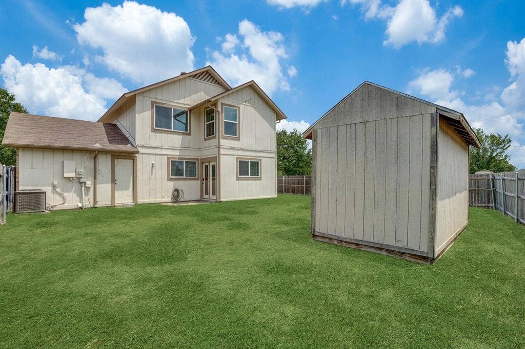 1410 Thackery Drive, Arlington, TX 76018 1410 Thackery Drive, Arlington, TX 76018