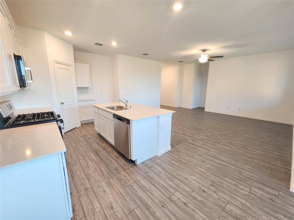 1202 Smoketree Lane, Princeton, TX 75407 1202 Smoketree Lane, Princeton, TX 75407