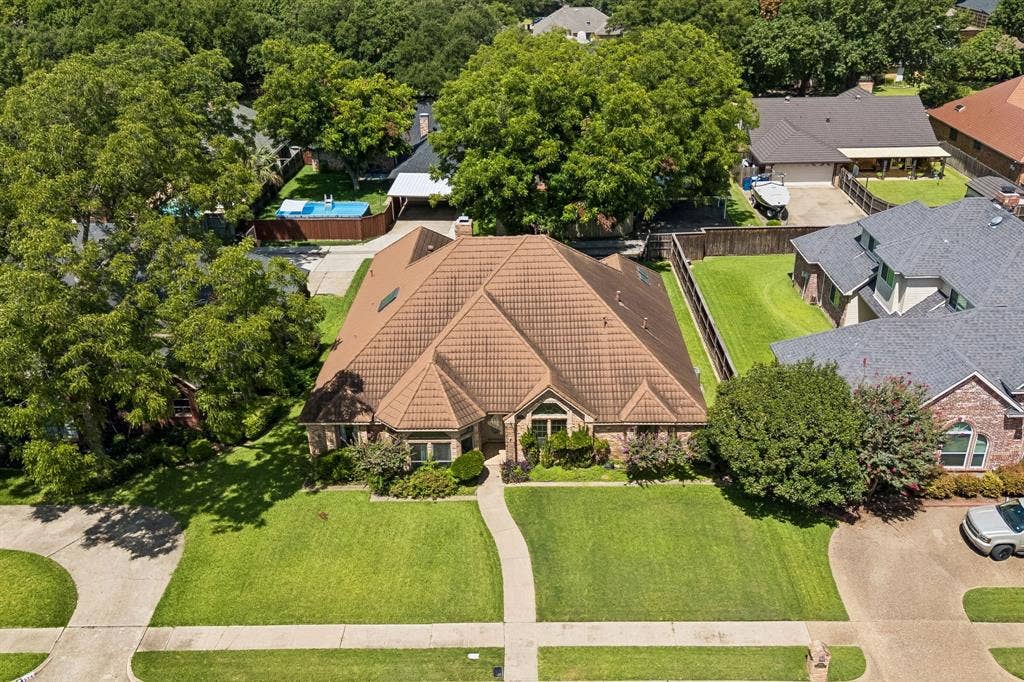 1913 Pecan Ridge Drive, Rowlett, TX 75088 Front Aerial