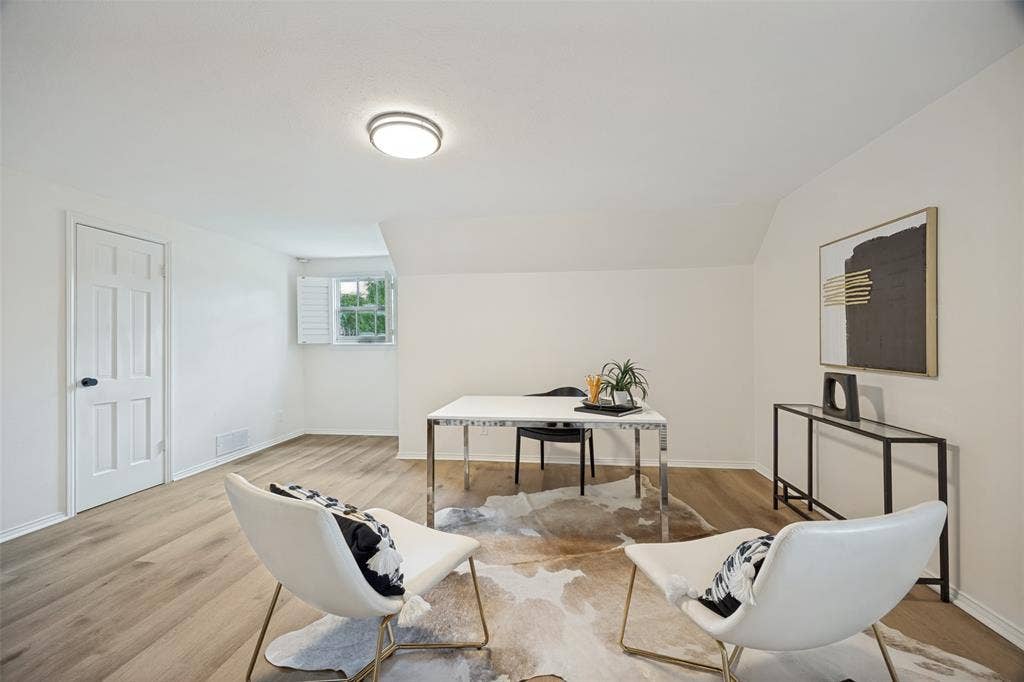 7142 Lakehurst Avenue, Dallas, TX 75230 7142 Lakehurst Avenue, Dallas, TX 75230