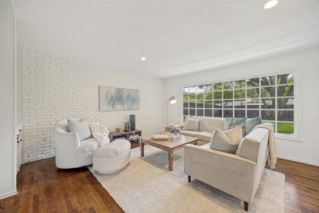 7142 Lakehurst Avenue, Dallas, TX 75230 7142 Lakehurst Avenue, Dallas, TX 75230