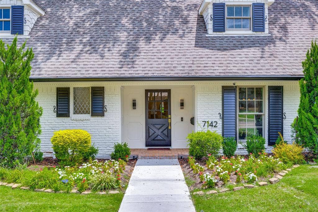 7142 Lakehurst Avenue, Dallas, TX 75230 7142 Lakehurst Avenue, Dallas, TX 75230