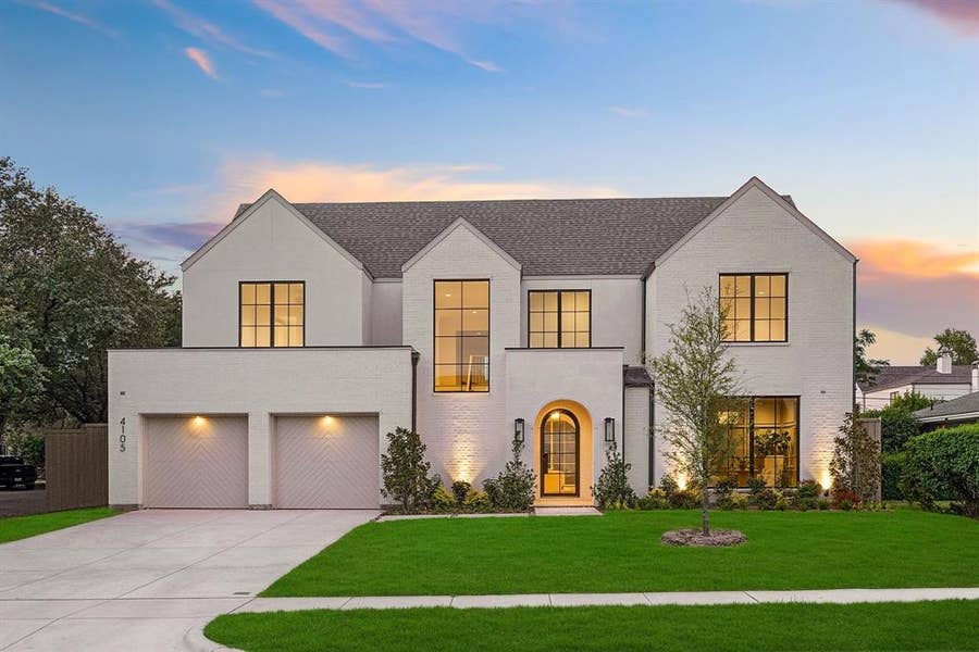 Property photo for 4105 Dunhaven Road, Dallas, TX