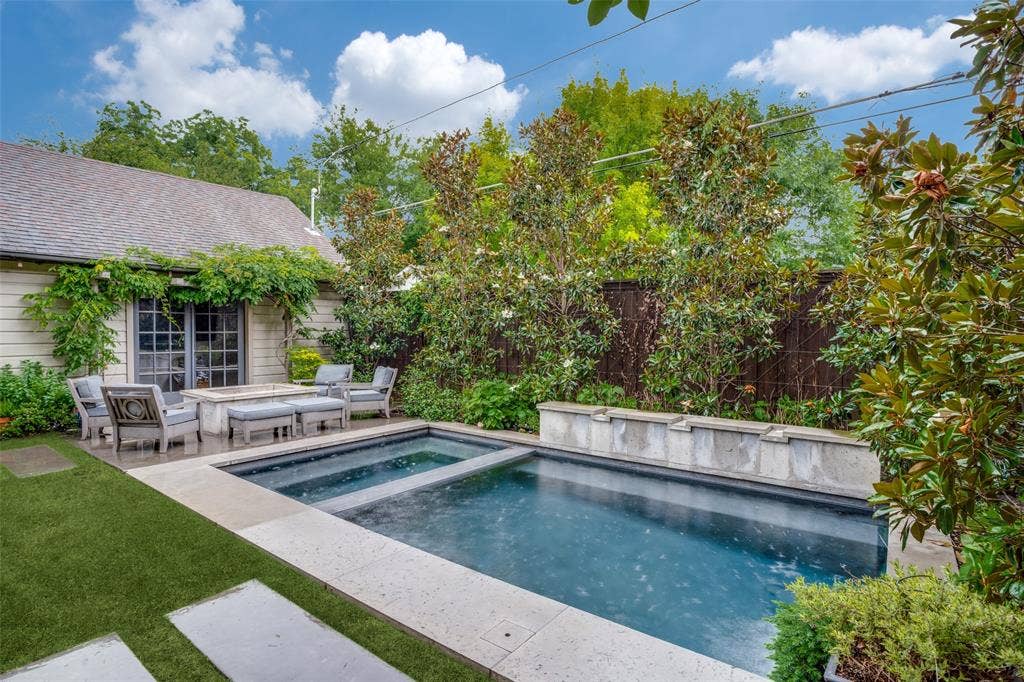 5422 Merrimac Avenue, Dallas, TX 75206 5422 Merrimac Avenue, Dallas, TX 75206