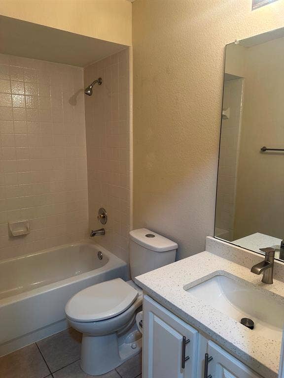 7901 Glenoaks Drive, Frisco, TX 75034 7901 Glenoaks Drive, Frisco, TX 75034