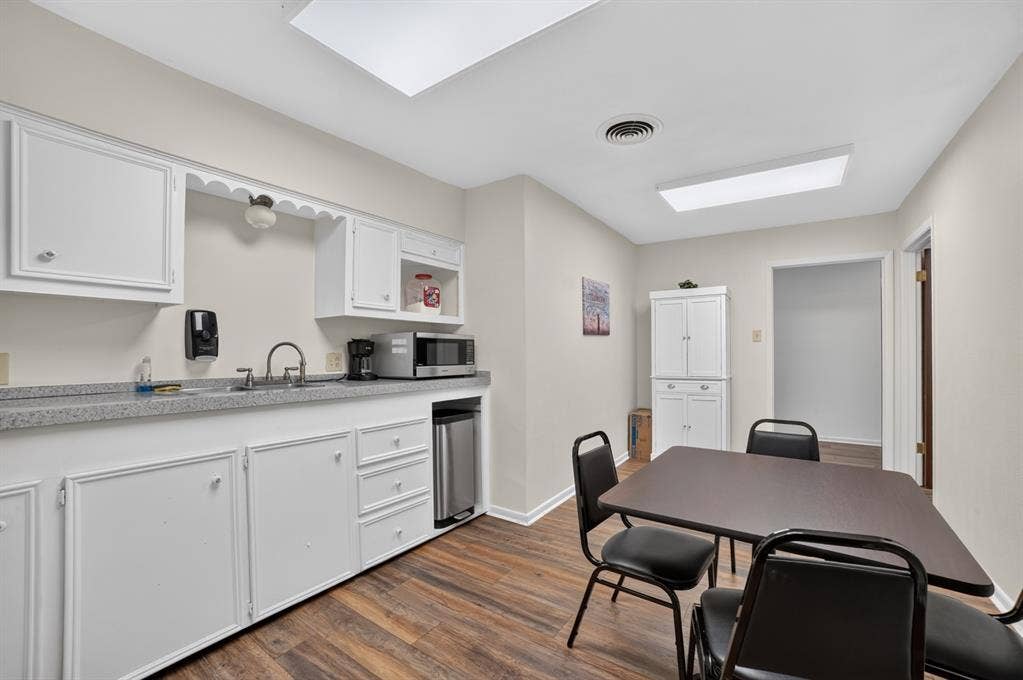 110 W Grove Street, Kaufman, TX 75142