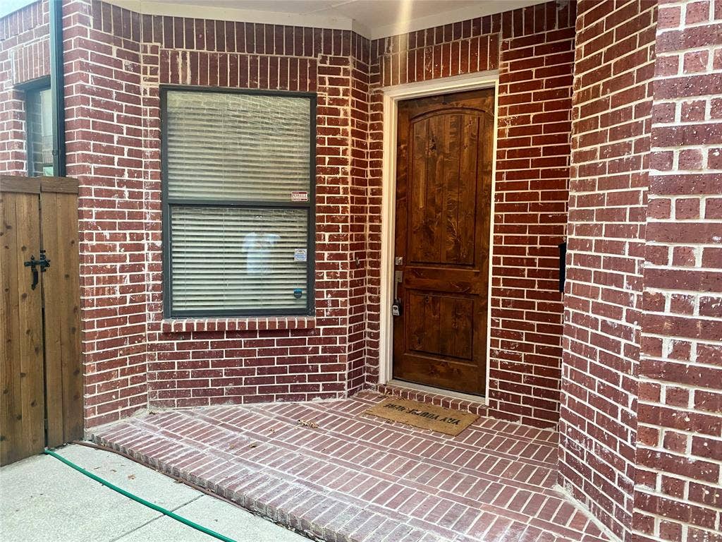 5930 Lewis Street, Dallas, TX 75206
