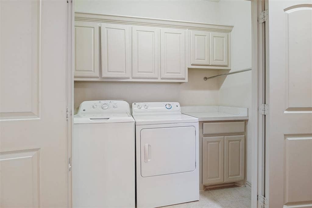 5930 Lewis Street, Dallas, TX 75206