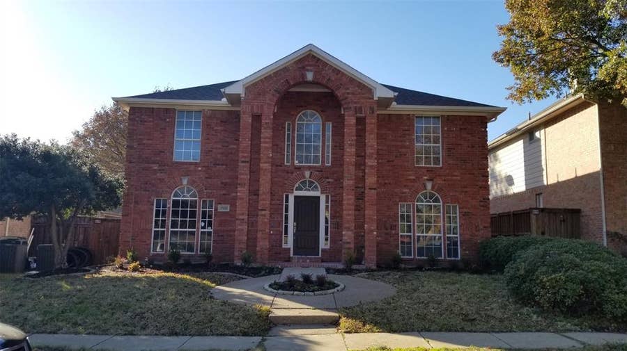 Property photo for 17635 Millwood Place, Dallas, TX