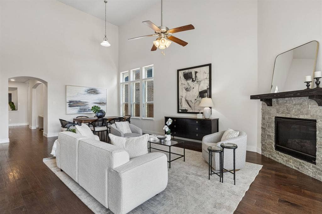 821 Llano Falls Drive, McKinney, TX 75071 821 Llano Falls Drive, McKinney, TX 75071