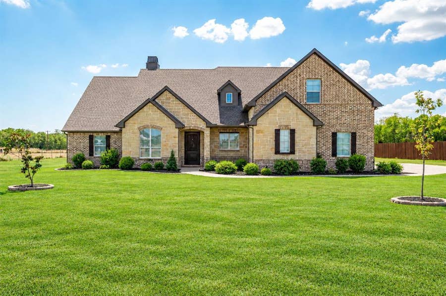 Property photo for 3857 County Road 2156, Caddo Mills, TX
