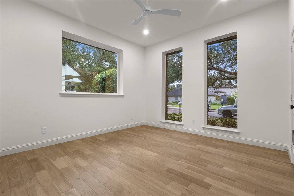 9401 Shady Valley Drive, Dallas, TX 75238 9401 Shady Valley Drive, Dallas, TX 75238