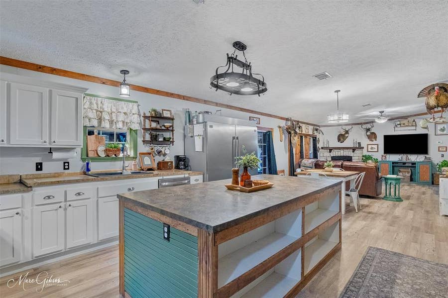 Property photo for 284 Pine Hill Road, Elm Grove, LA