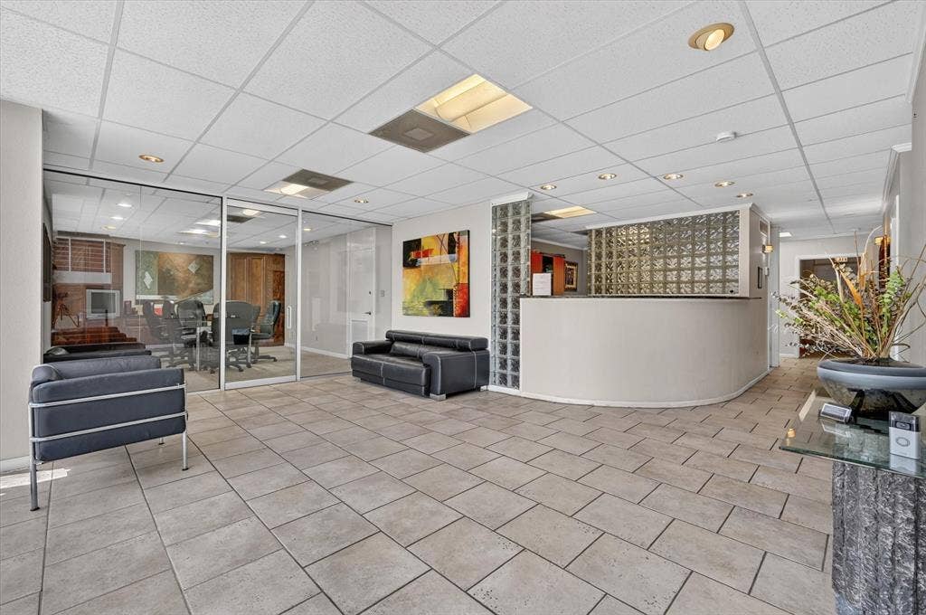 329 Centre Street, Dallas, TX 75208 329 Centre Street, Dallas, TX 75208