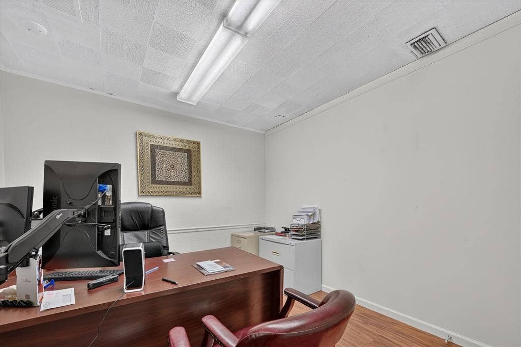 329 Centre Street, Dallas, TX 75208 329 Centre Street, Dallas, TX 75208