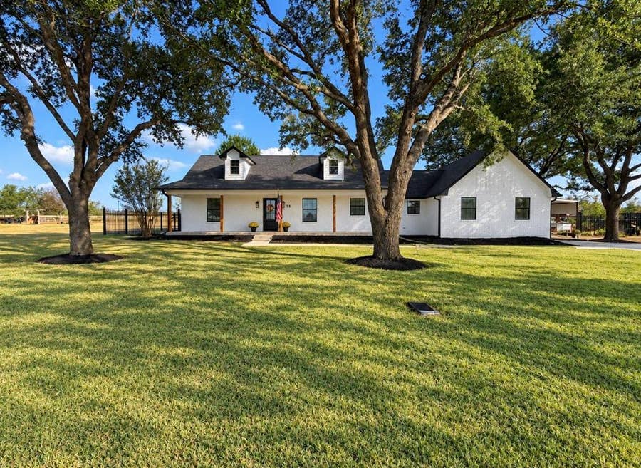 Property photo for 5812 Priscilla Lane, Kaufman, TX