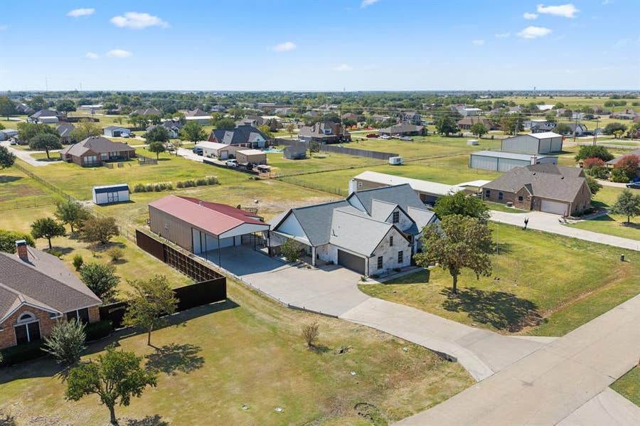 Property photo for 10991 Richard Circle, Forney, TX
