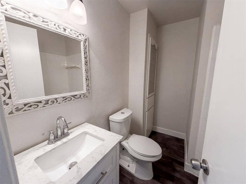 8540 Foxwood Lane, Dallas, TX 75217 8540 Foxwood Lane, Dallas, TX 75217
