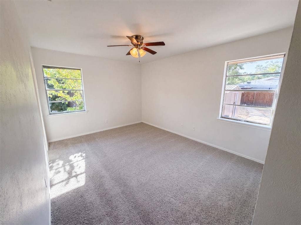 8540 Foxwood Lane, Dallas, TX 75217 8540 Foxwood Lane, Dallas, TX 75217