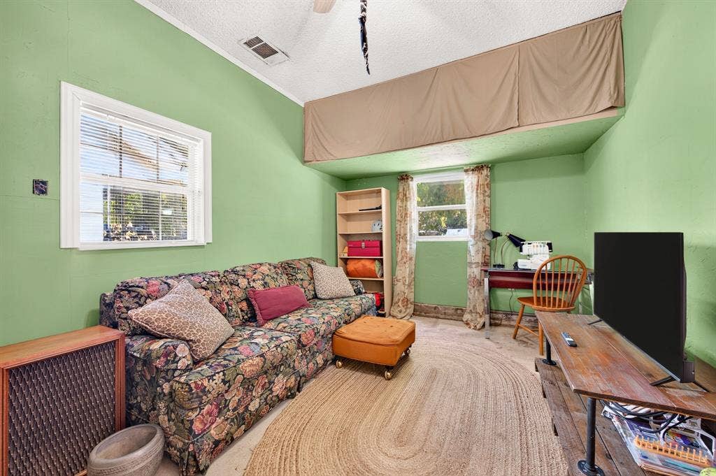 3217 Trible Drive, Grand Prairie, TX 75050 3217 Trible Drive, Grand Prairie, TX 75050