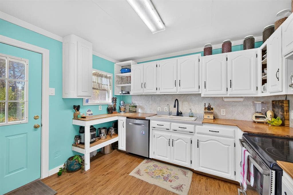 3217 Trible Drive, Grand Prairie, TX 75050 3217 Trible Drive, Grand Prairie, TX 75050