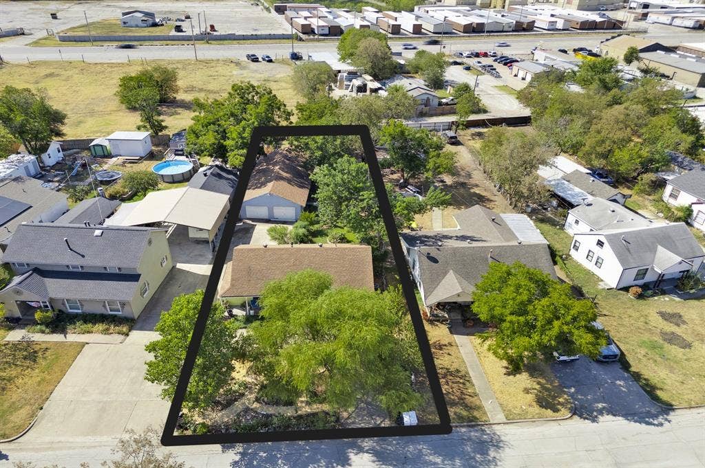 3217 Trible Drive, Grand Prairie, TX 75050 3217 Trible Drive, Grand Prairie, TX 75050
