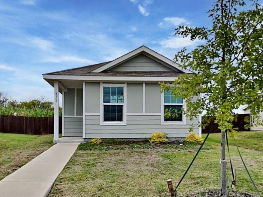 Property photo for 412 Branch Village Way, Princeton, TX
