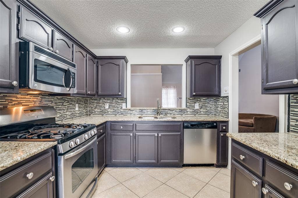 2916 Renaissance Circle, Dallas, TX 75287 2916 Renaissance Circle, Dallas, TX 75287