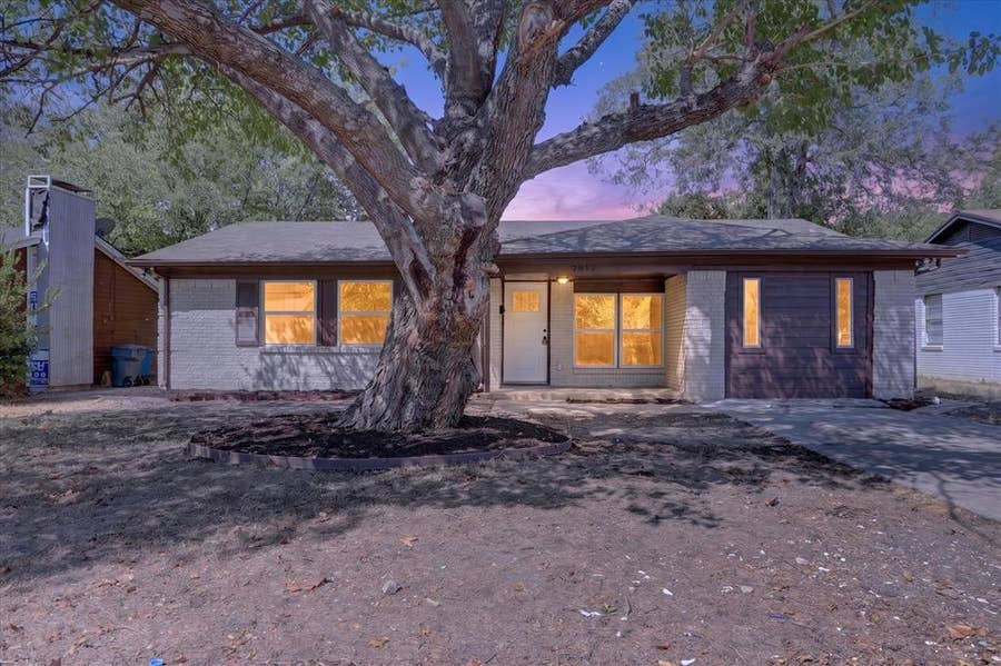 Property photo for 7917 Woodshire Drive, Dallas, TX