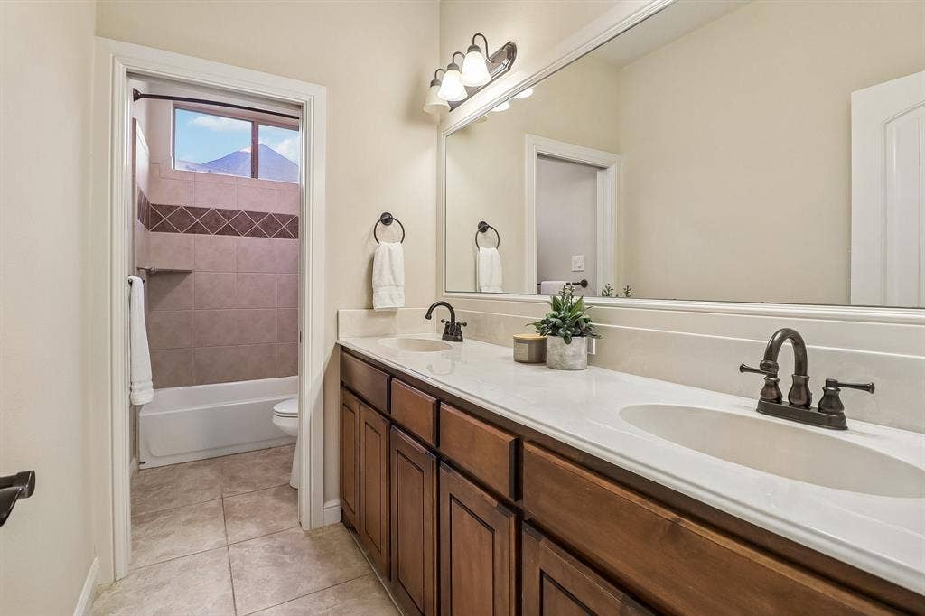 7209 Hill Country Court, Midlothian, TX 76065 7209 Hill Country Court, Midlothian, TX 76065