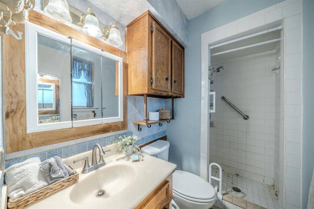 1517 Meadow Court, Midlothian, TX 76065 Additional content