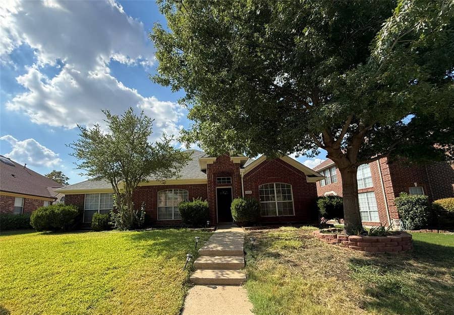 Property photo for 7213 Randall Way, Plano, TX