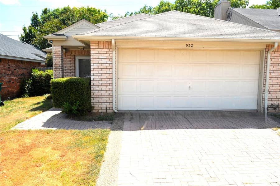Property photo for 532 Majestic Park Lane, Cedar Hill, TX