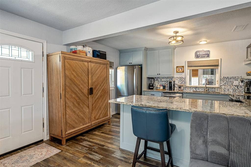 101 Merry Way, Gun Barrel City, TX 75156 101 Merry Way, Gun Barrel City, TX 75156