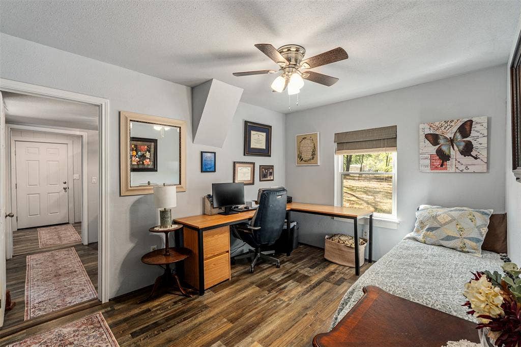 101 Merry Way, Gun Barrel City, TX 75156 Bedroom or office space