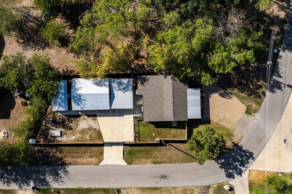 101 Merry Way, Gun Barrel City, TX 75156 101 Merry Way, Gun Barrel City, TX 75156