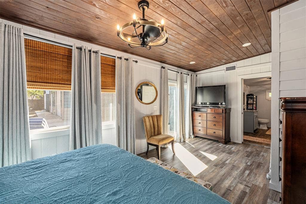 101 Merry Way, Gun Barrel City, TX 75156 101 Merry Way, Gun Barrel City, TX 75156