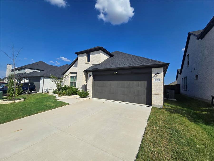 Property photo for 208 Hope Orchards Drive, Lavon, TX