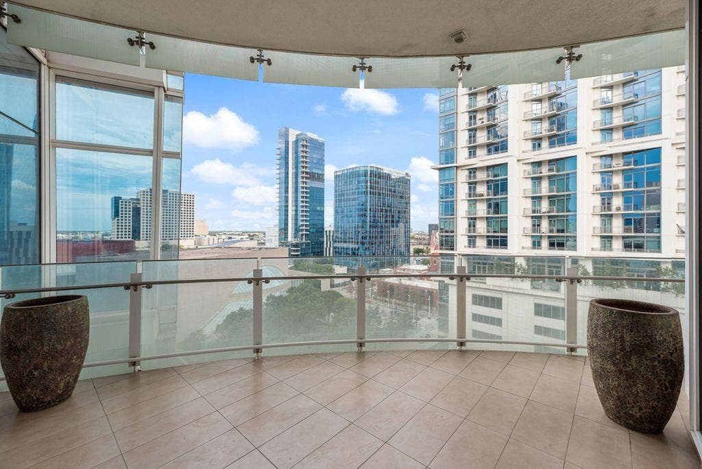 1918 Olive Street, #1002, Dallas, TX 75201 1918 Olive Street, #1002, Dallas, TX 75201