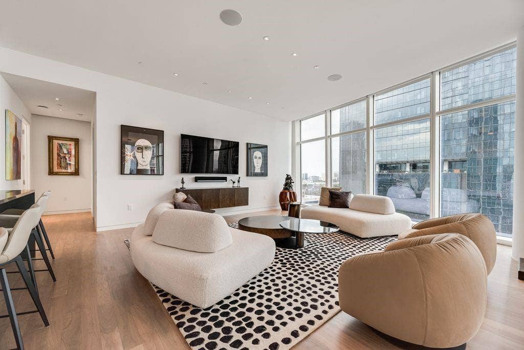 1918 Olive Street, #1002, Dallas, TX 75201 1918 Olive Street, #1002, Dallas, TX 75201