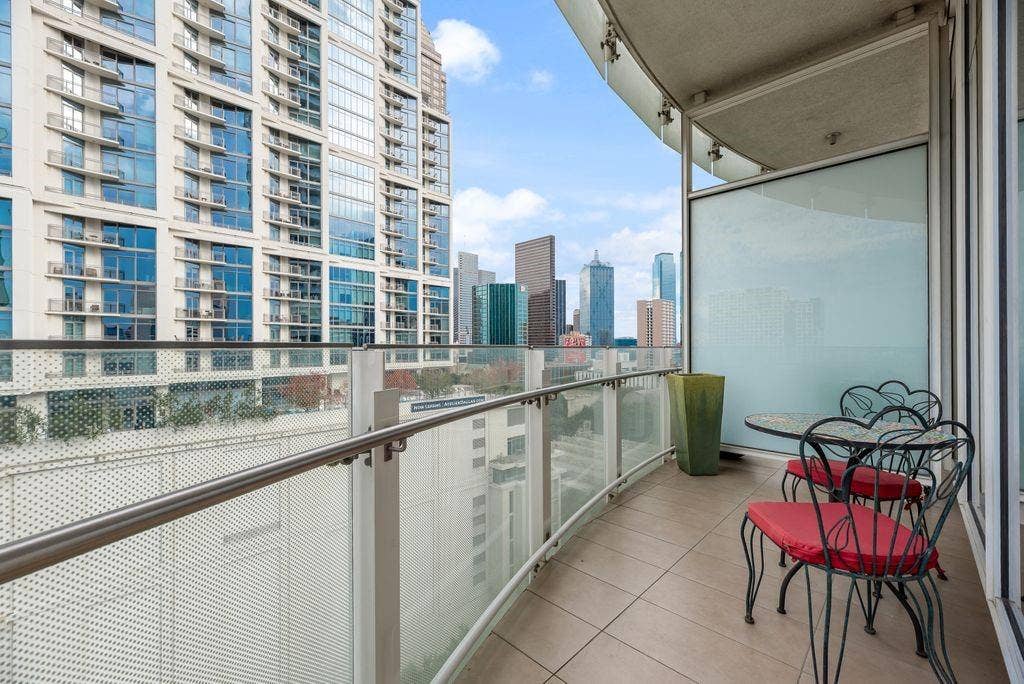 1918 Olive Street, #1002, Dallas, TX 75201 1918 Olive Street, #1002, Dallas, TX 75201