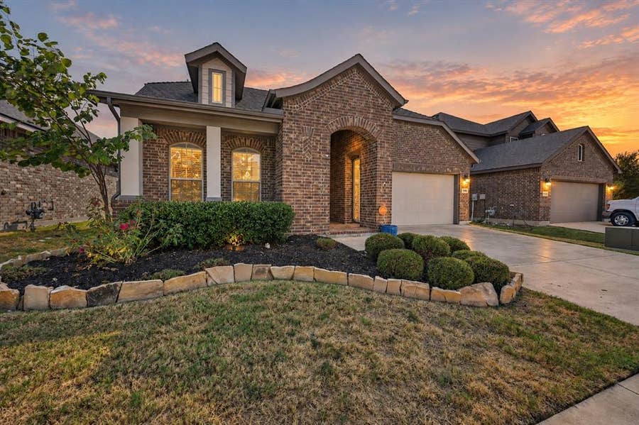 Property photo for 904 Dove Cove, Argyle, TX