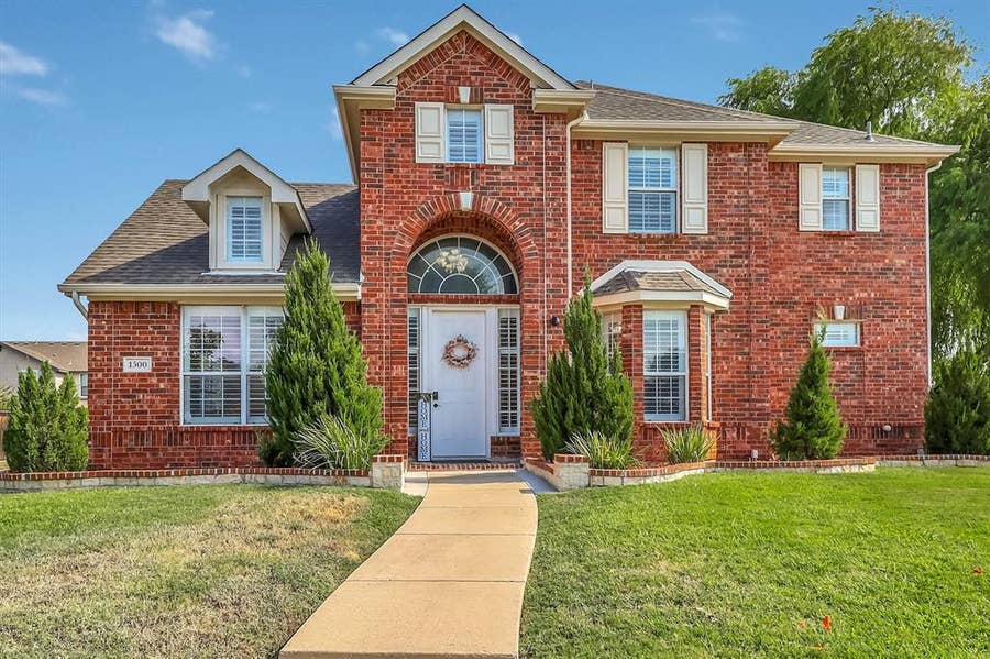 Property photo for 1500 Bastrop Drive, Carrollton, TX